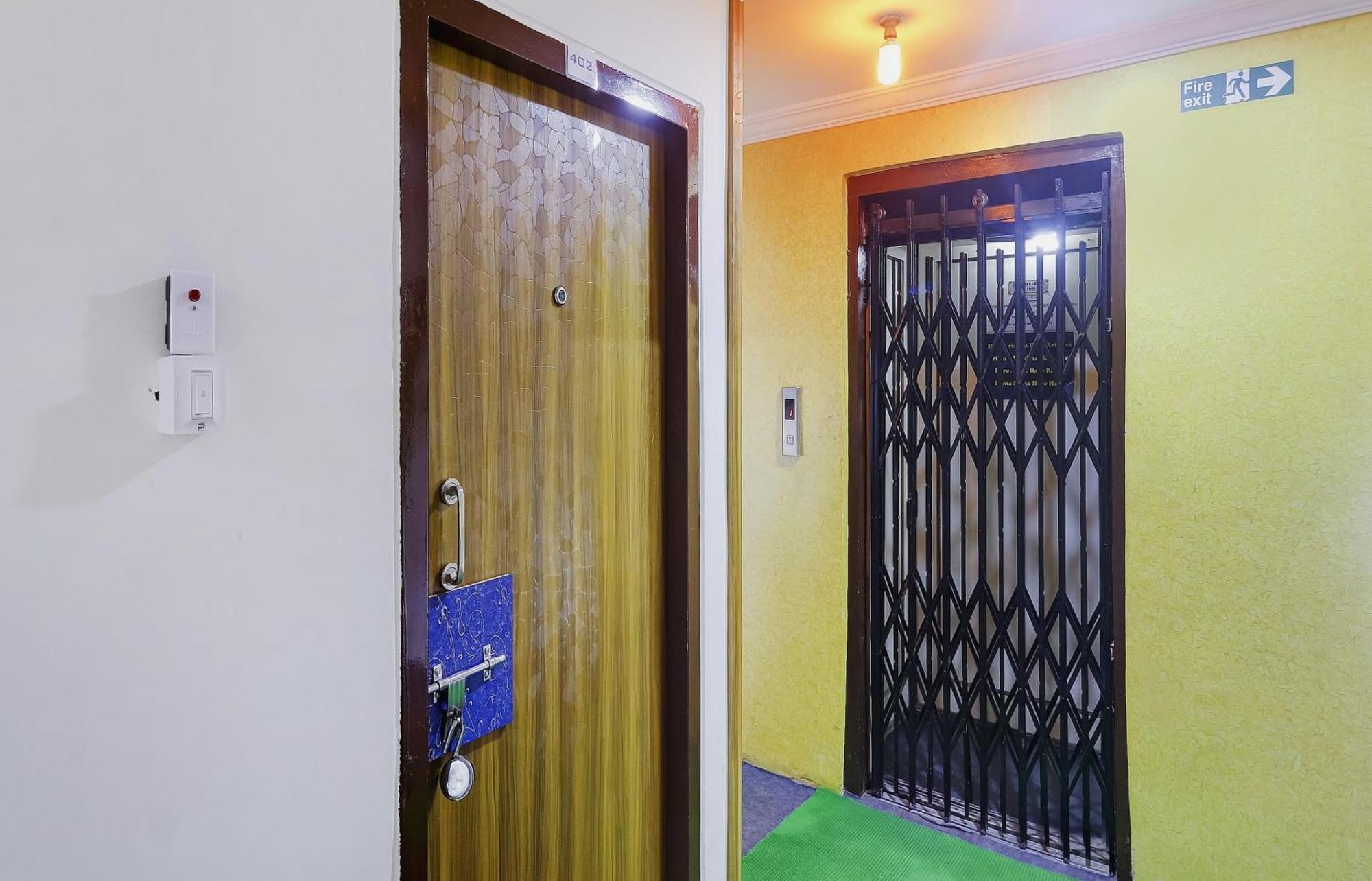 Super Hotel O Relax Grand Near Snow World Haïdarabad Extérieur photo